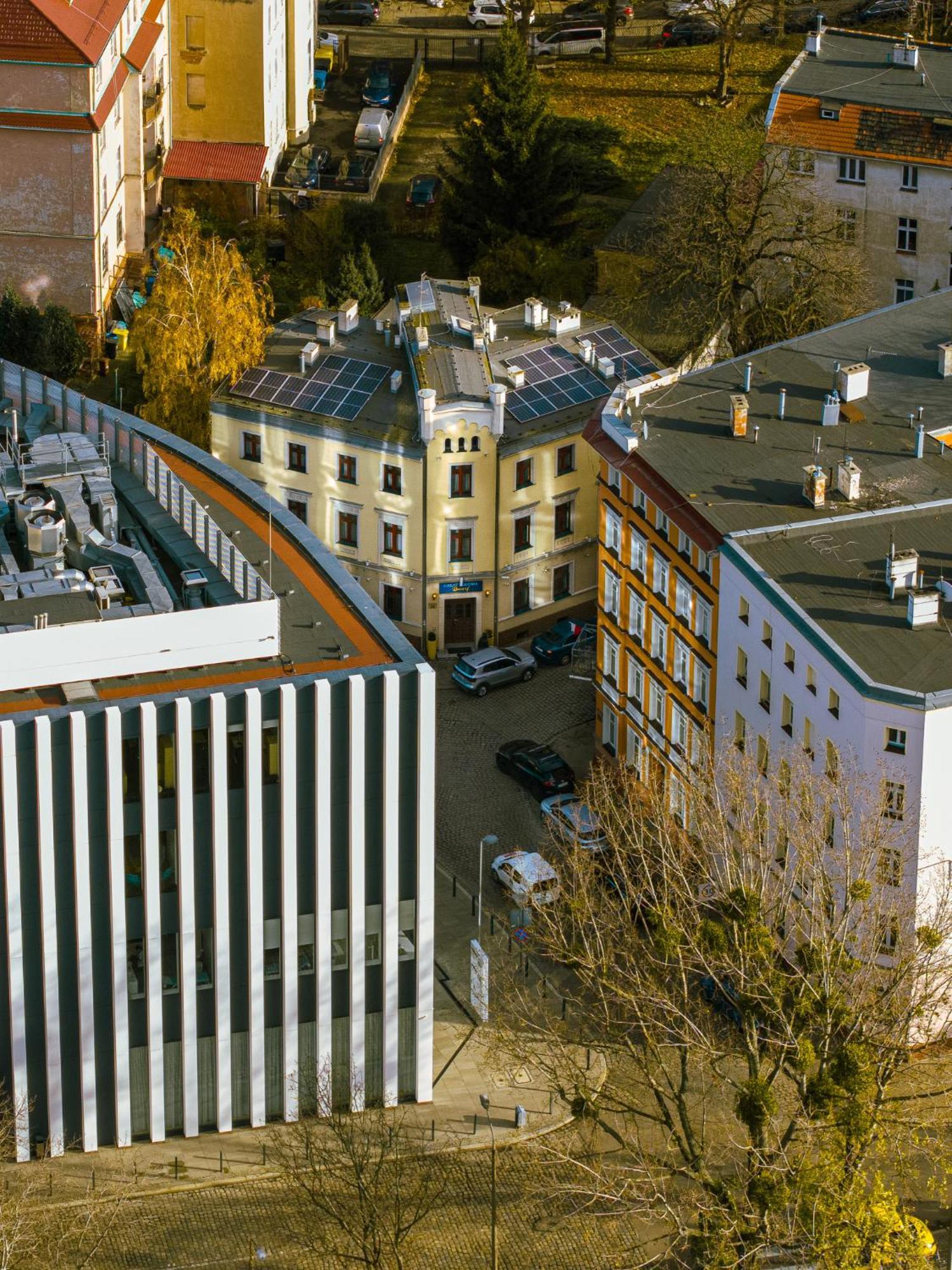Great Polonia Dwarf Wroclaw Bed & Breakfast Exterior photo